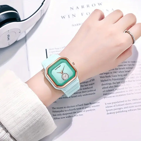Minimalist Square Quartz Watch With Soft Flexible Plastic Strap