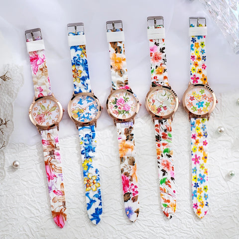 Fashionable Floral Print Silicone Band Wrist Watch