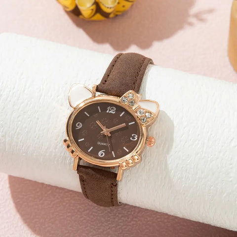 Chic Cat-Themed Quartz Watch with Sparkling Rhinestones