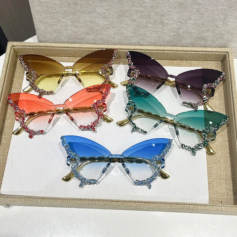 Butterfly-Shaped Rimless Glasses with Sparkling Rhinestone Accents