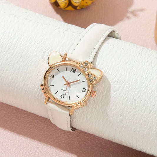 Chic Cat-Themed Quartz Watch with Sparkling Rhinestones