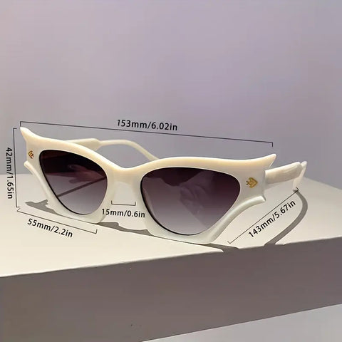 Cat Eye Fashion Glasses With Modern Retro Style