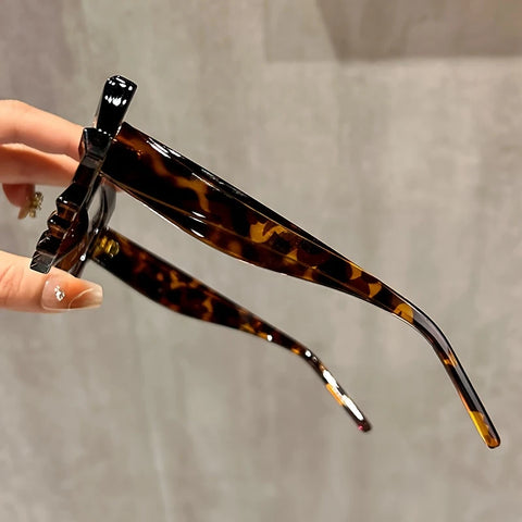 Chic Oversized Cat Eye Glasses VMBBT