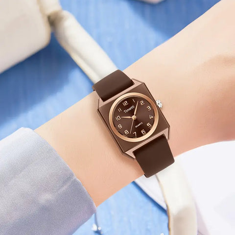 Elegant  Quartz Watch  with Silicone Band